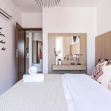 Made With Love 1-Br Apt By Finikoudes Beach Larnaca Exterior photo