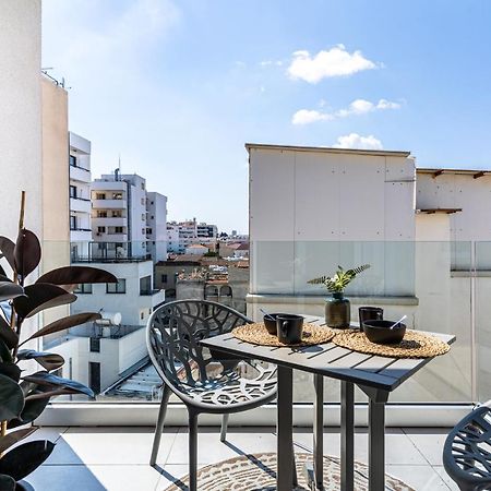 Made With Love 1-Br Apt By Finikoudes Beach Larnaca Exterior photo