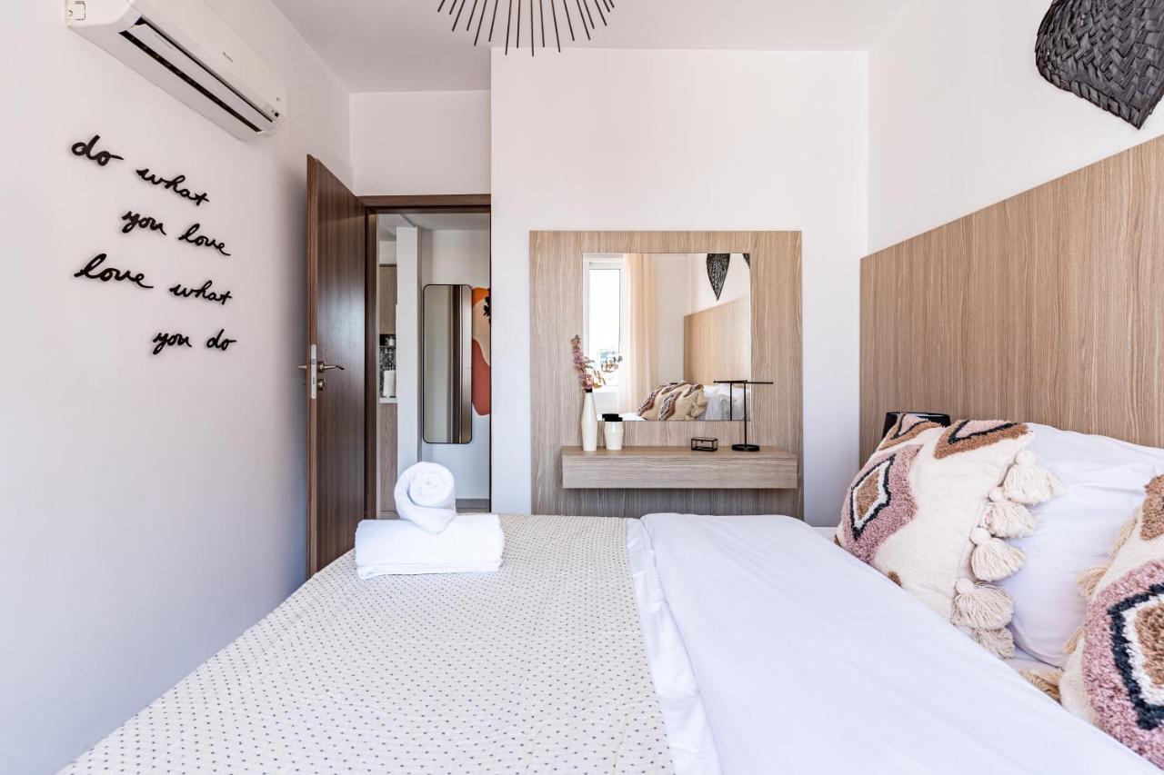 Made With Love 1-Br Apt By Finikoudes Beach Larnaca Exterior photo